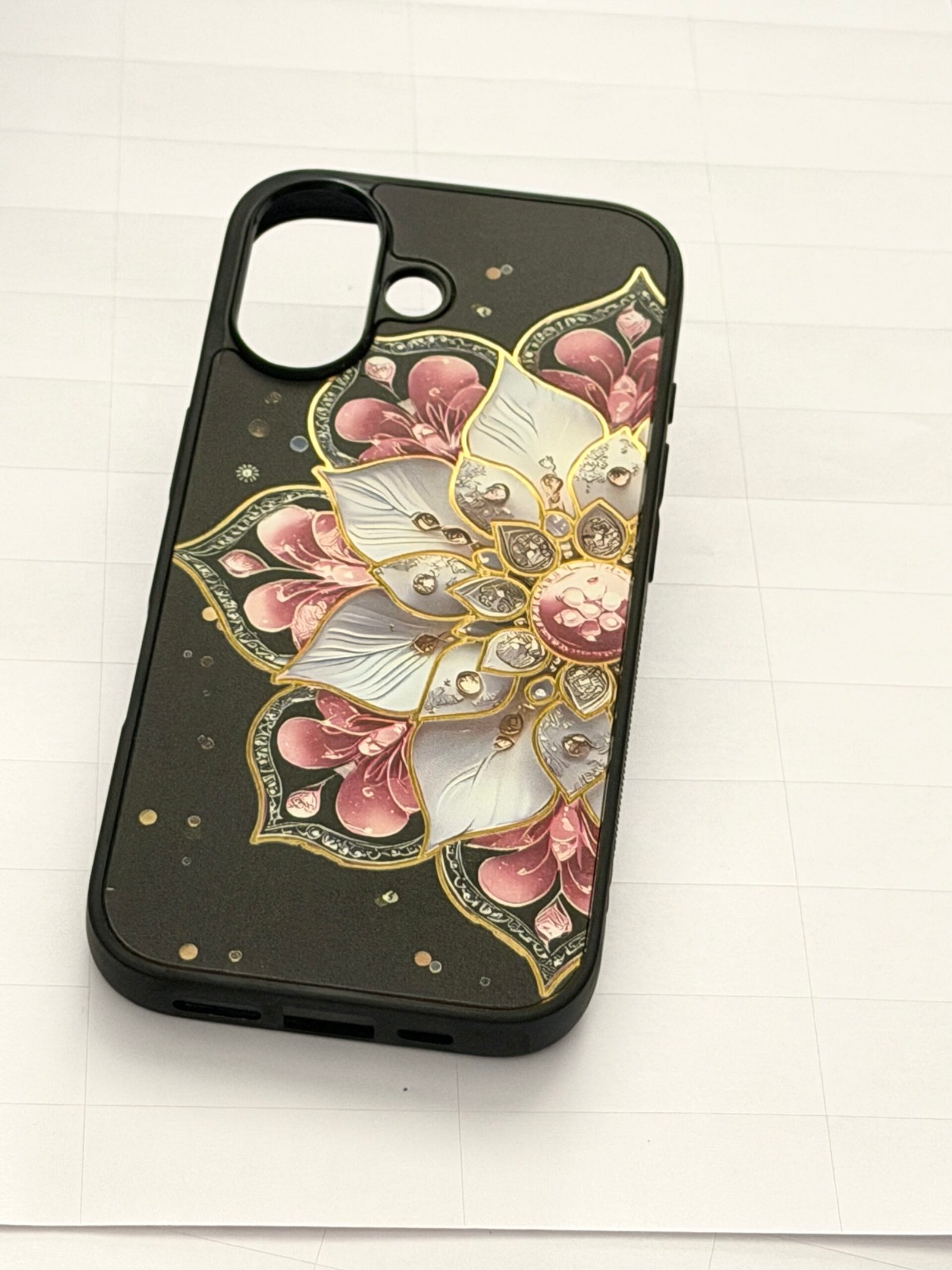 Royal Lotus Mandala iphone 17 Cover