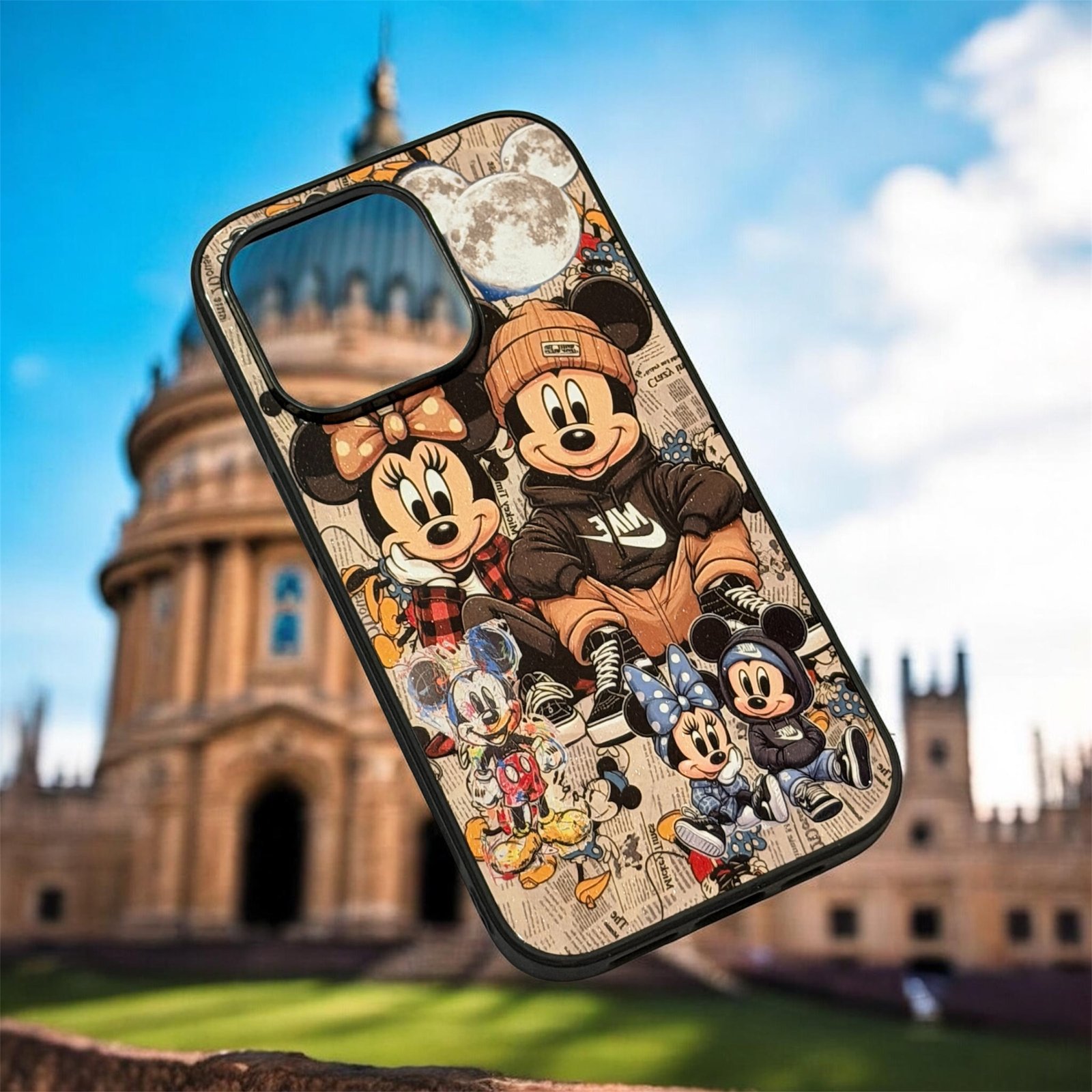 Mickey & Minnie Vintage 14 pro cover